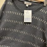 Chompa Mujer Gris Detalle Metálico Calvin Klein Talla M
